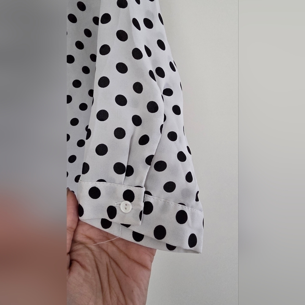 Mandee White & Black Polka Dot Button-Down Blouse | Collared | 3/4 Sleeves | M - Picture 8 of 11